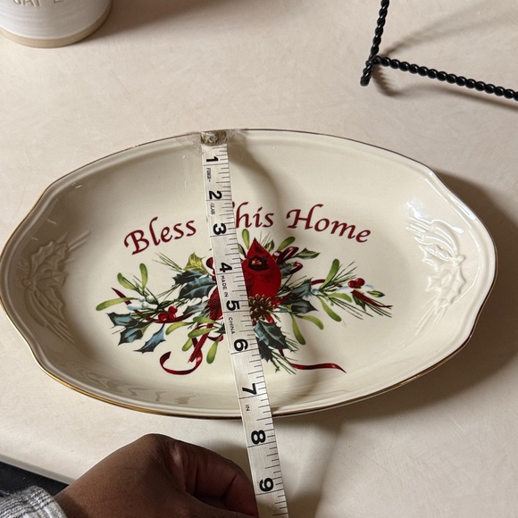 Festive Oval Plate with Red and Green Design